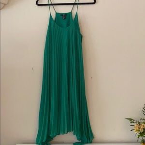 H&M Pleated slip dress